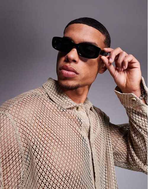 chunky rectangle sunglasses in black