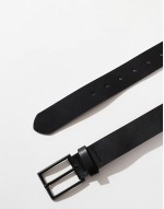 smart faux leather belt with matte black buckle in black